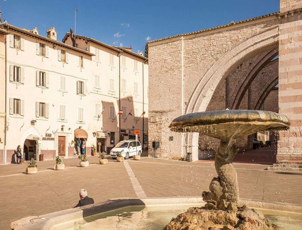 Hotel Roma Assisi Exterior photo